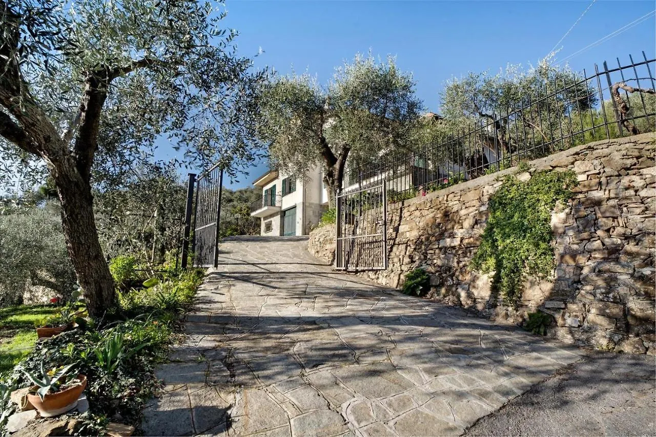 Apartment Ferienwohnung Le Casasse Imperia